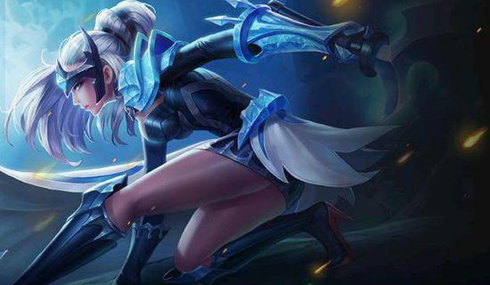 aurora 老板赠送 EmiliaQAQ 两把价值5000美元的刀