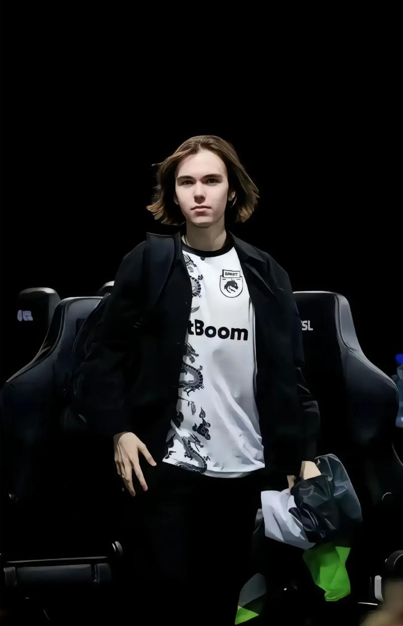 上下双C发挥稳定 RNG战胜LGD保持不败