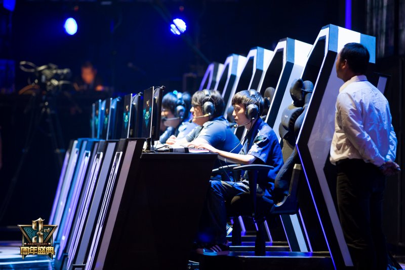 被斩杀了？LPL官网显示Iwandy被移除出RNG大名单！